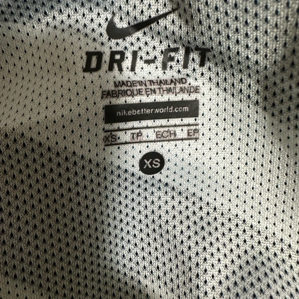 nike womens black and blue rain jacket Xs